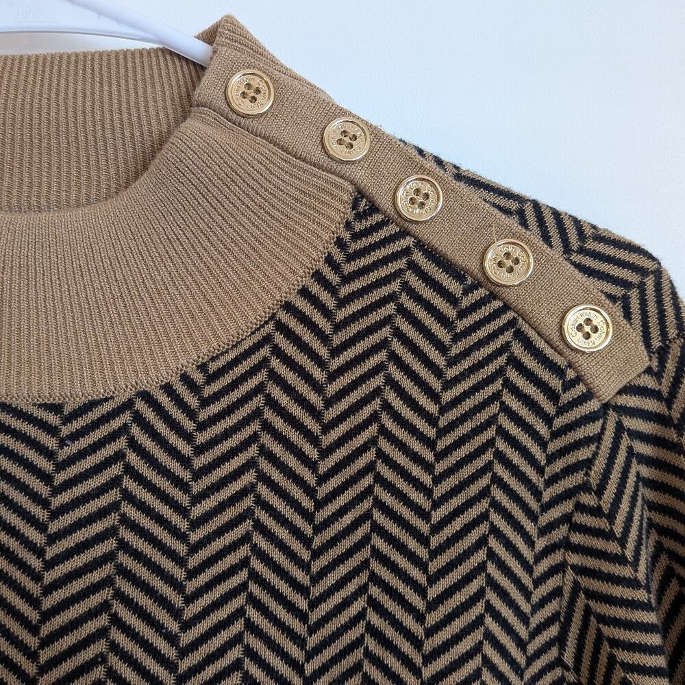 Sweater - Picture 3 of 6